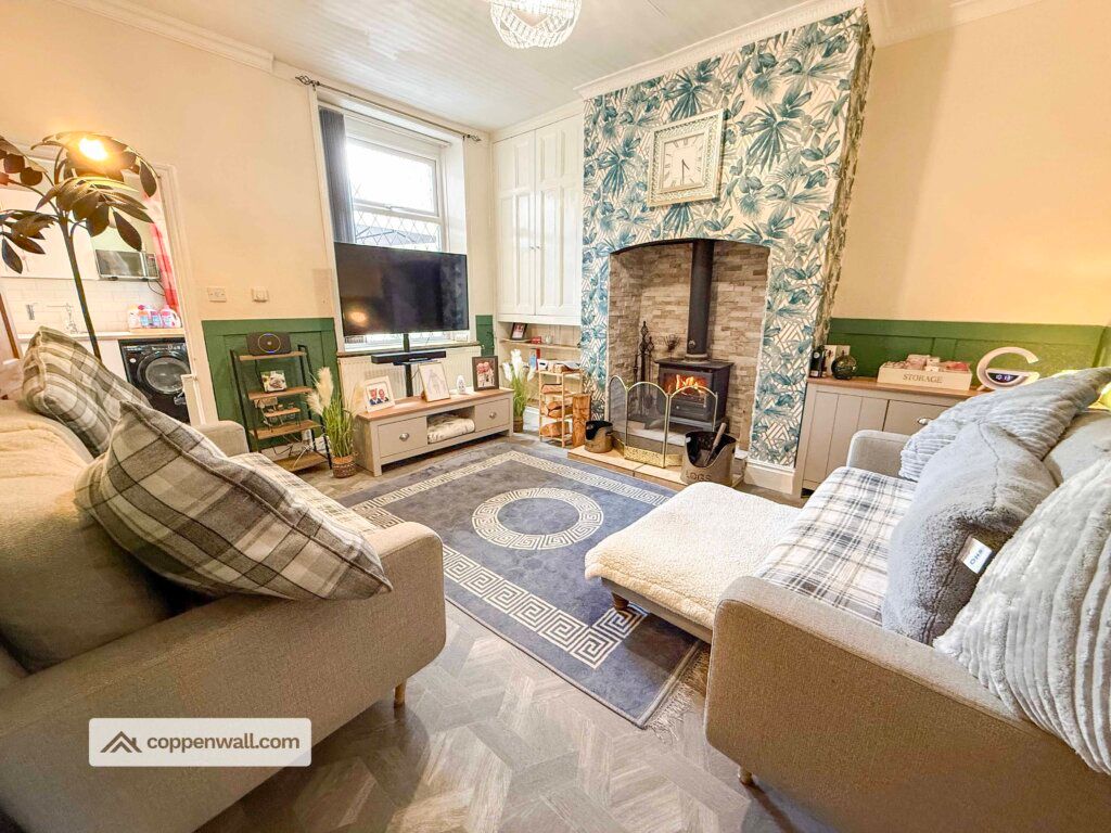 Property photo 3 of 27