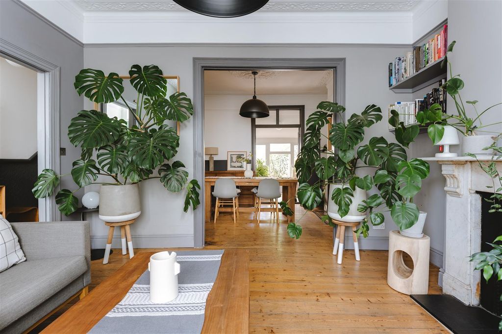 Property photo 2 of 43 Mount Pleasant Road-13.Jpg