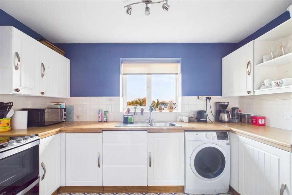 Property photo 3 of 8 Picture No. 04