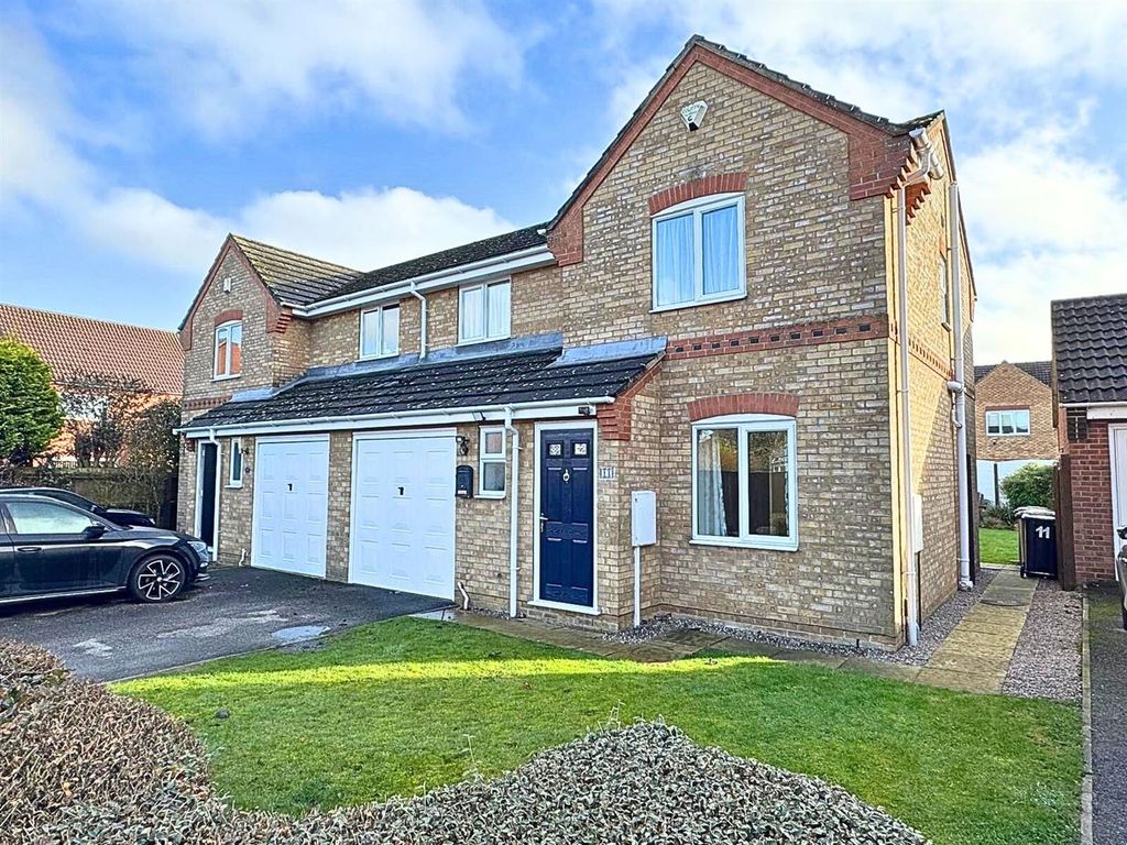 Property photo 1 of 18 Front