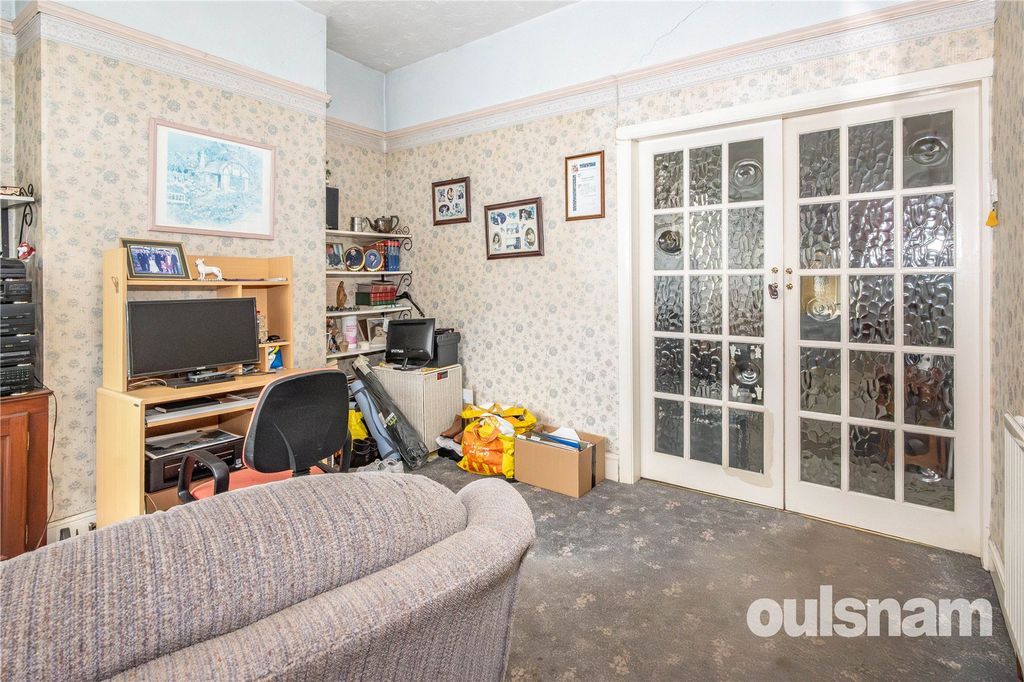 Property photo 2 of 18 Picture No. 04