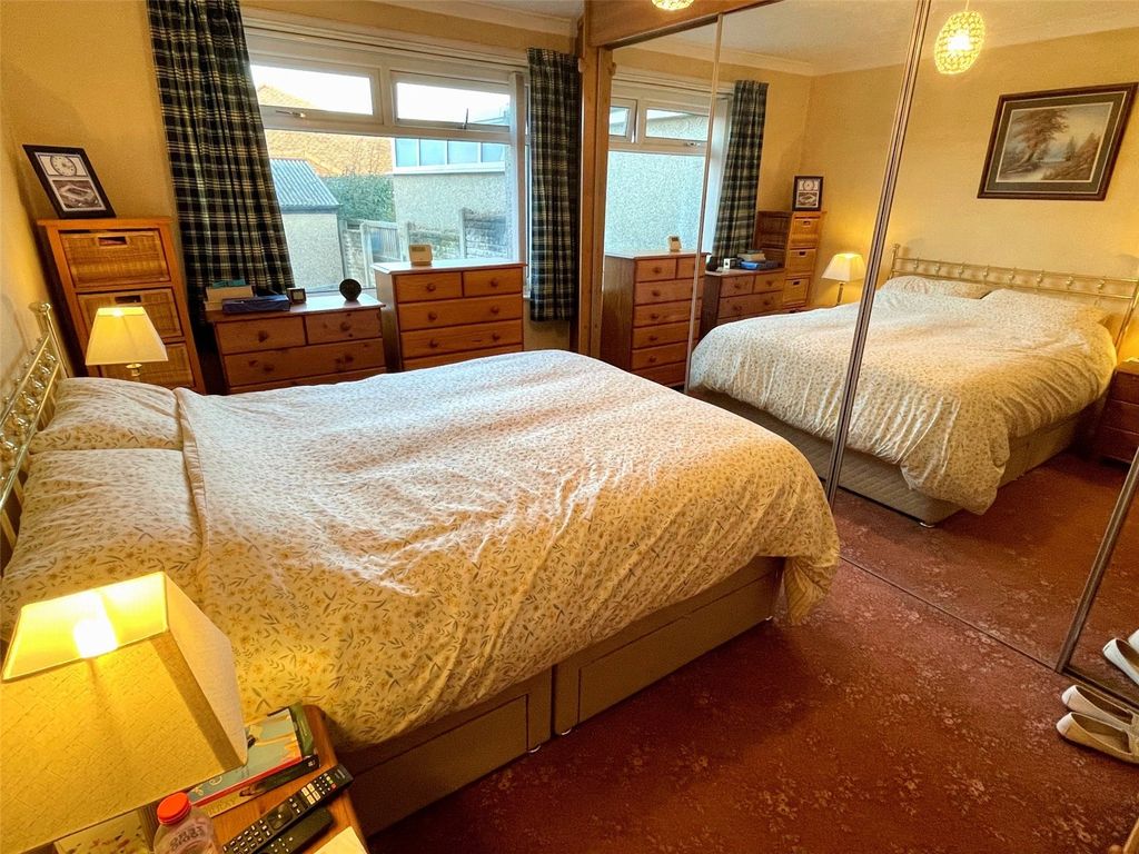 Property photo 2 of 14 Bedroom