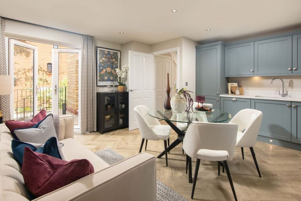 Property photo 2 of 10