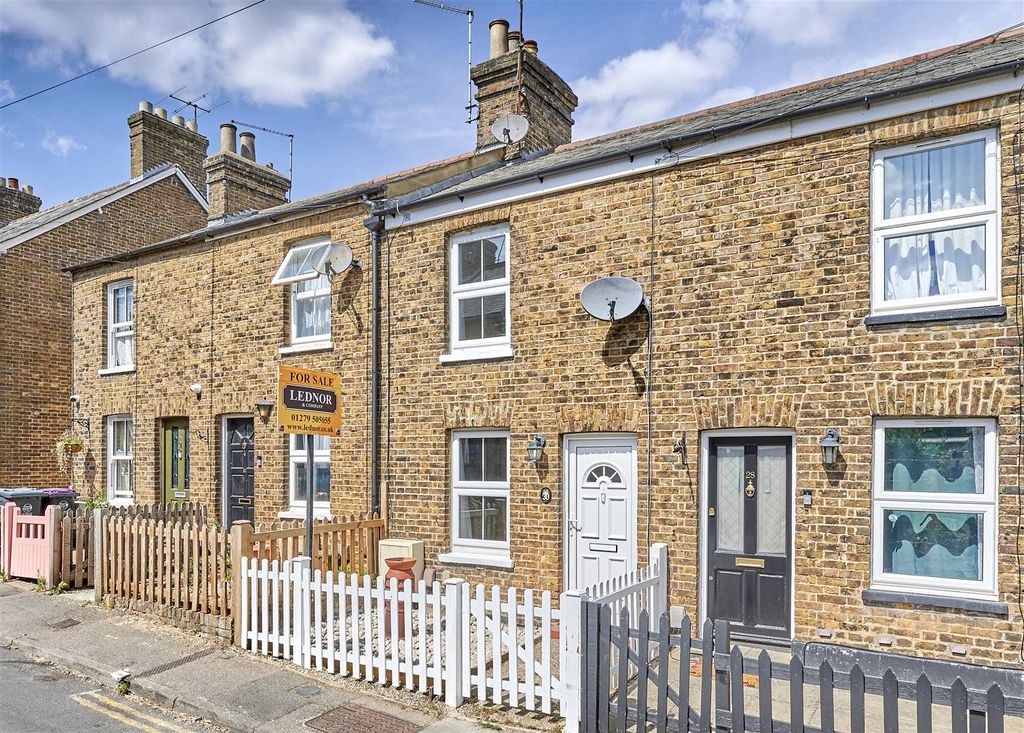 Property photo 1 of 12
