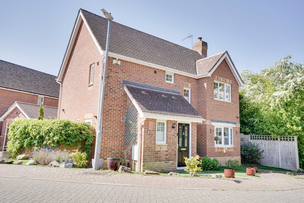 Property photo 1 of 17