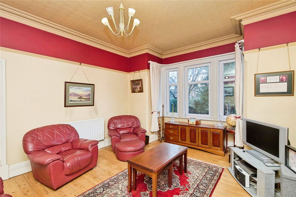 Property photo 2 of 25 Picture No. 22