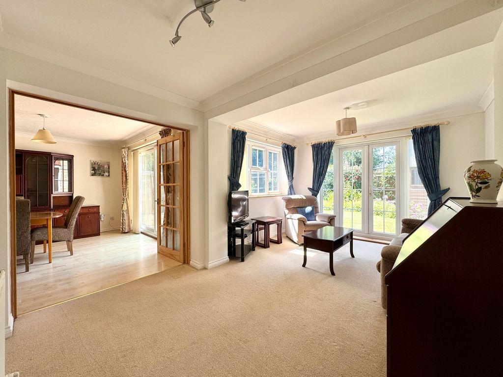 Property photo 2 of 14