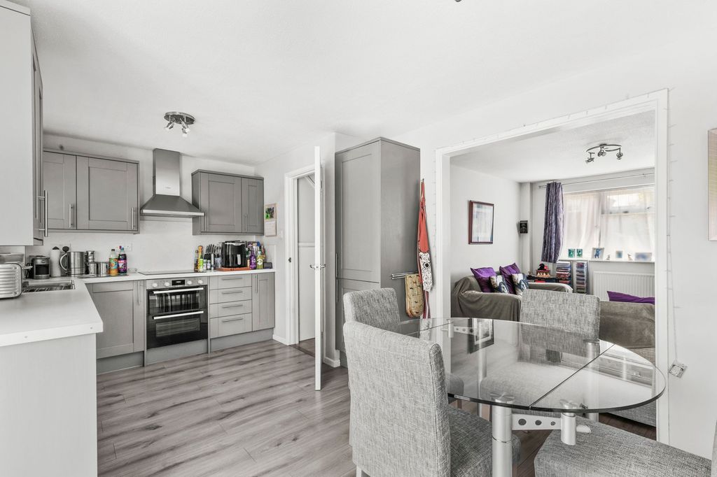 Property photo 2 of 14 Kitchen Diner