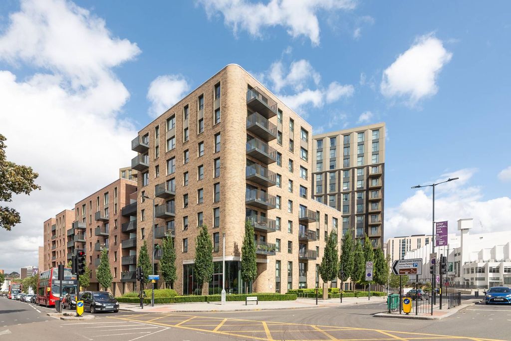 Property photo 1 of 6