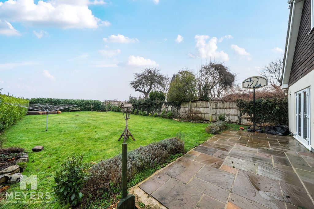 Property photo 3 of 22