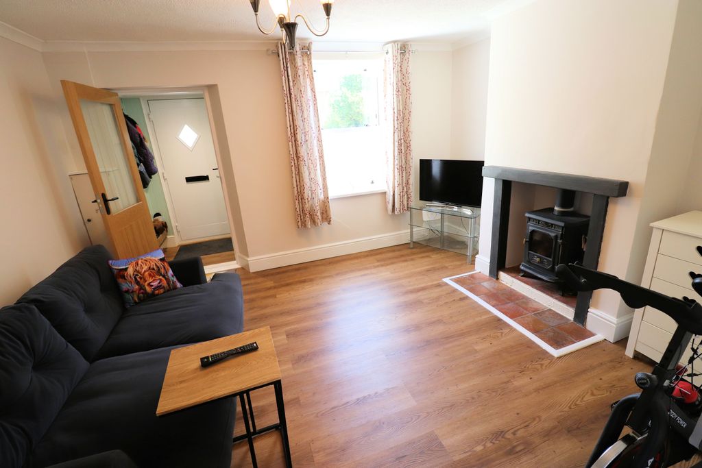 Property photo 2 of 13