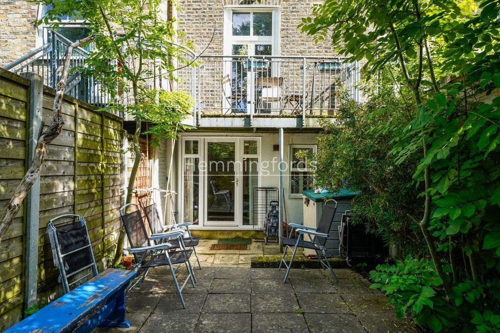 Property photo 3 of 15 Flat 2, 355 Camden Road - Bu4Vvhkxqpdqmbfyerap.Jpg