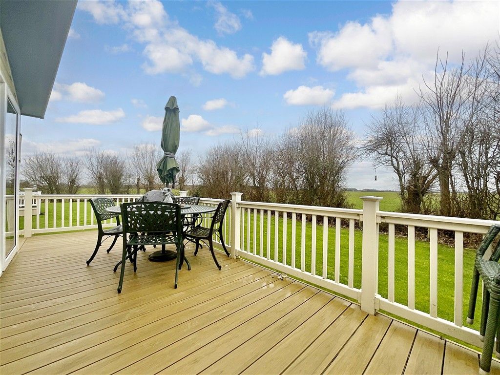 Property photo 2 of 13 Decking