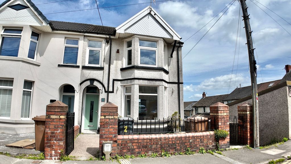 Property photo 1 of 34