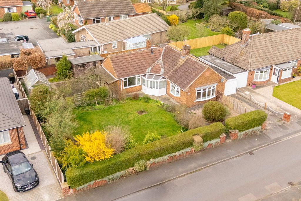 Property photo 1 of 25