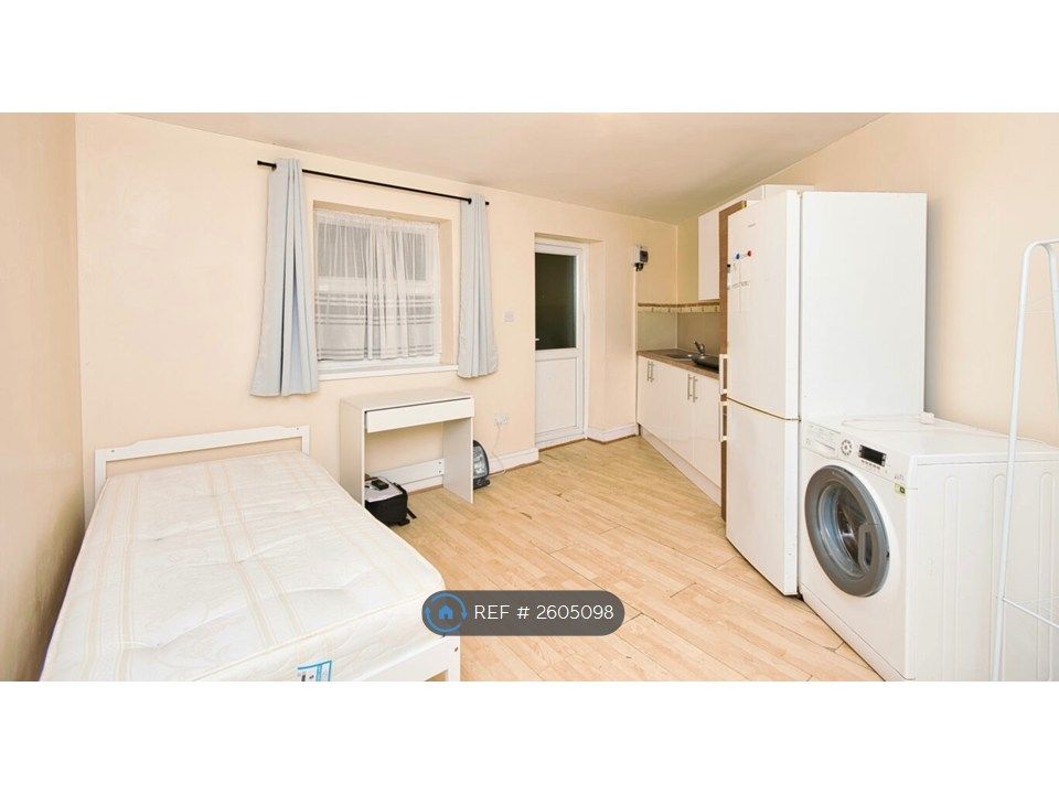 Property photo 1 of 4