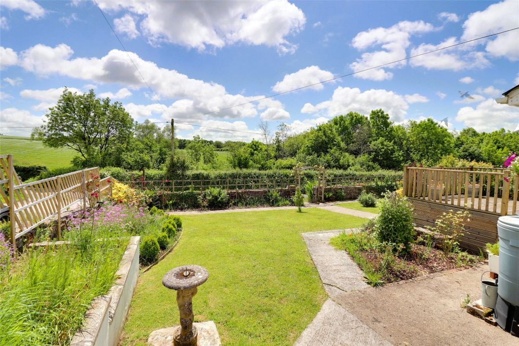 Property photo 3 of 18 Picture No. 22