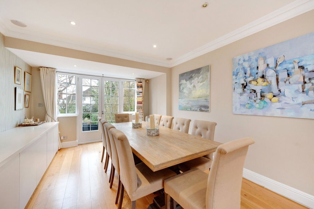 Property photo 3 of 15 Picture No. 16