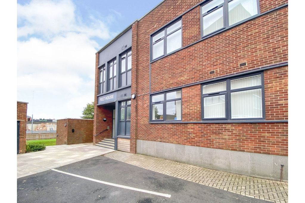 Property photo 2 of 11 3046-Hr-2.Jpg