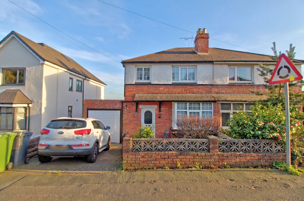 Property photo 1 of 19 Front