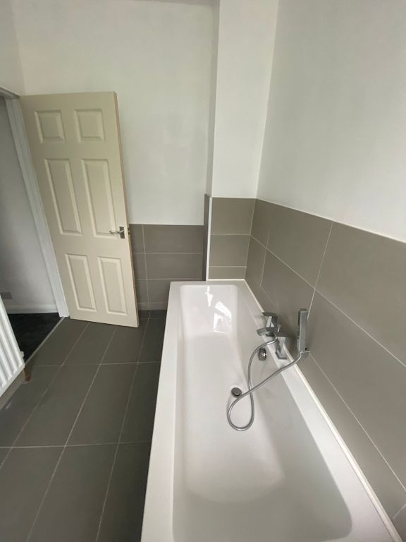 Property photo 2 of 6 Gallery