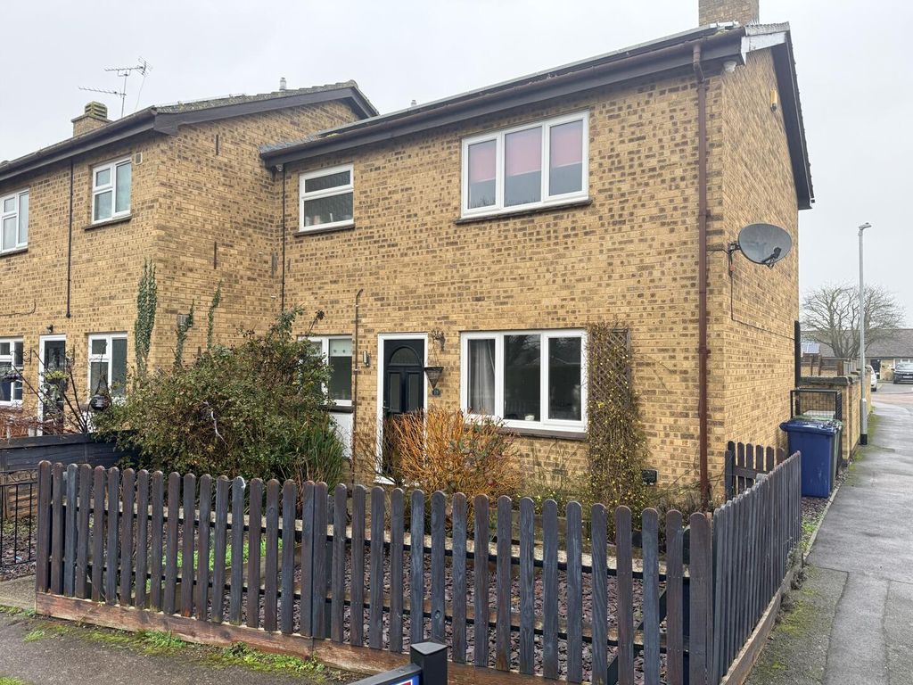 Property photo 1 of 15 Front (Exterior)