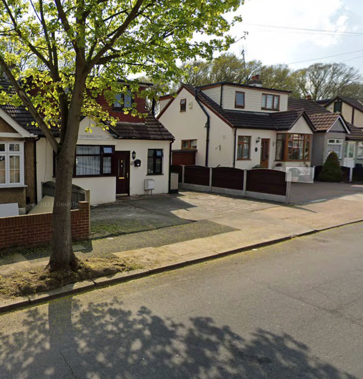 Property photo 2 of 28