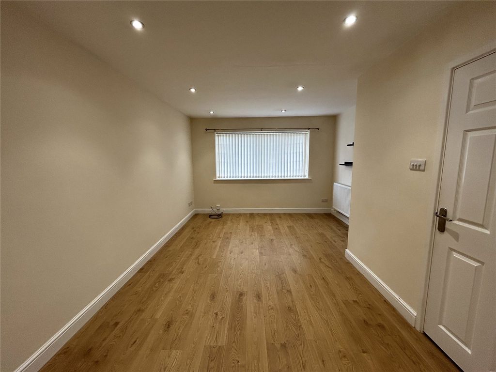 Property photo 2 of 13 Picture No. 07