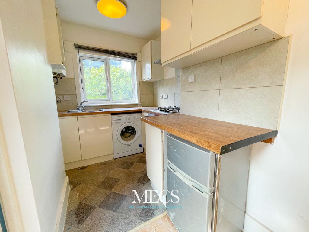 Property photo 1 of 6 2324202