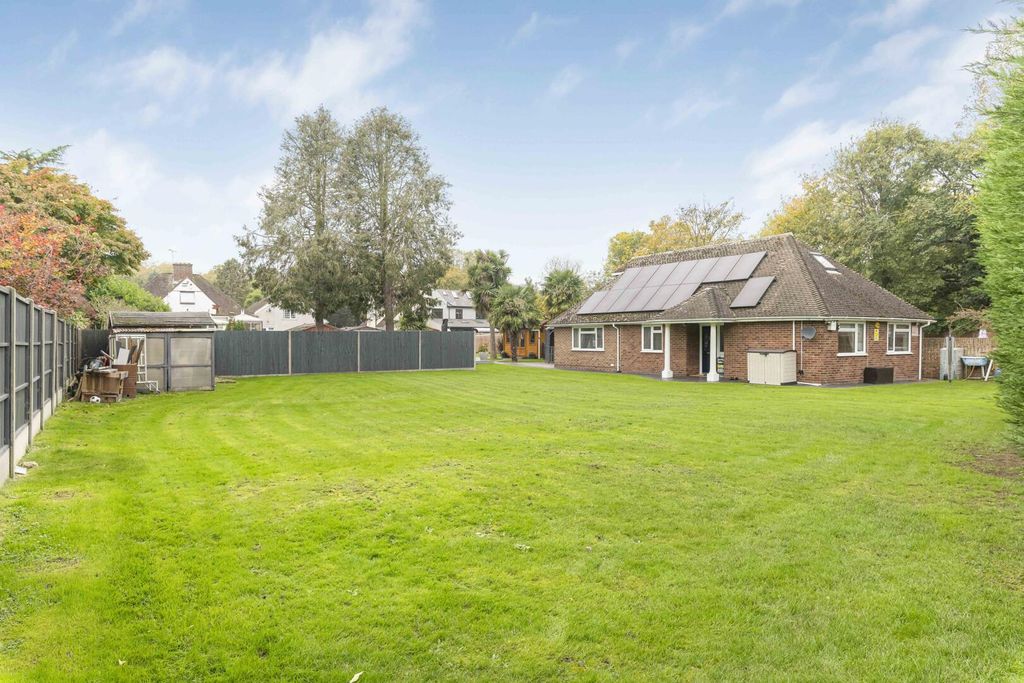 Property photo 1 of 26 Rear Garden