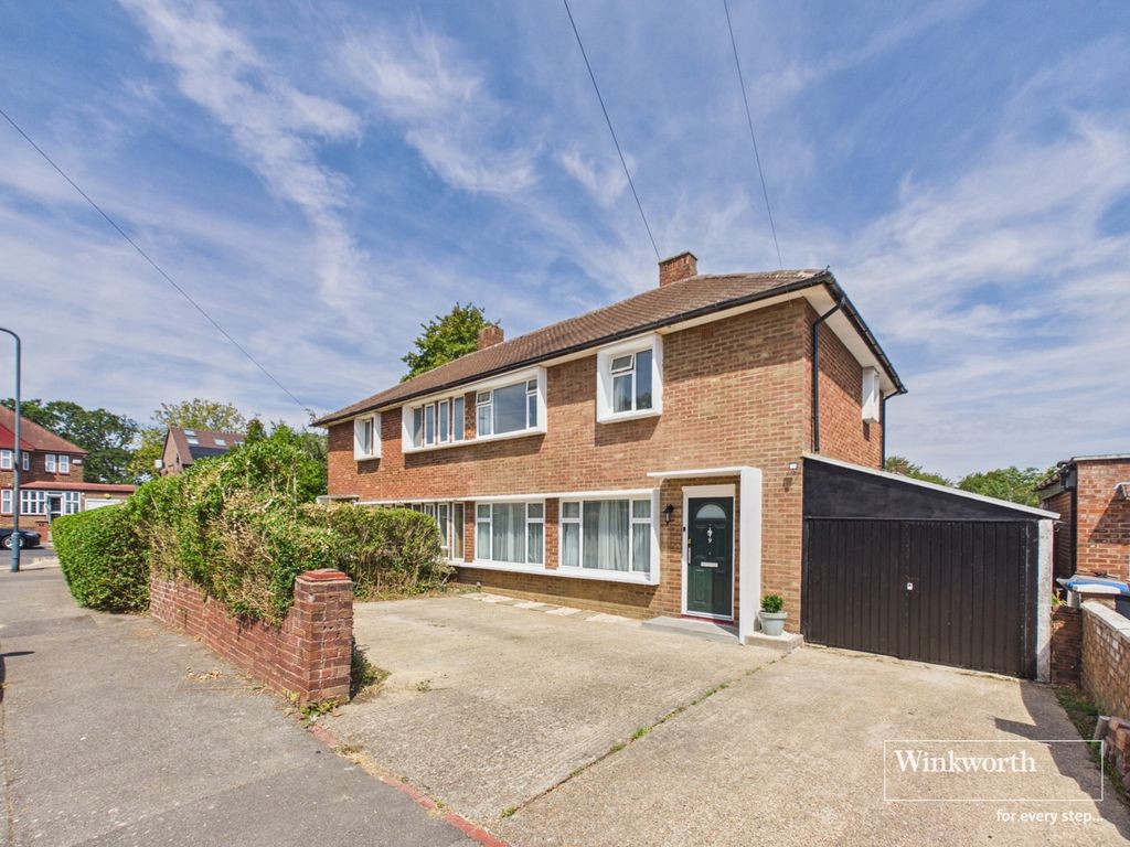 Property photo 1 of 12 External