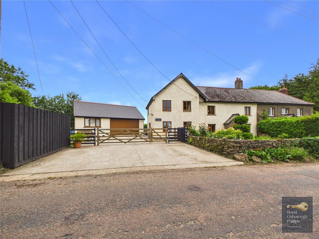 Property photo 1 of 47 Picture No. 45