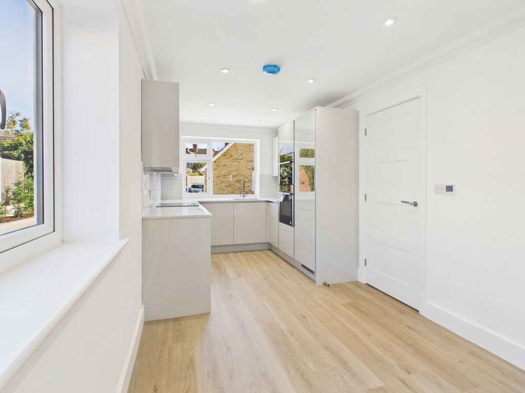 Property photo 3 of 20 Picture No. 14