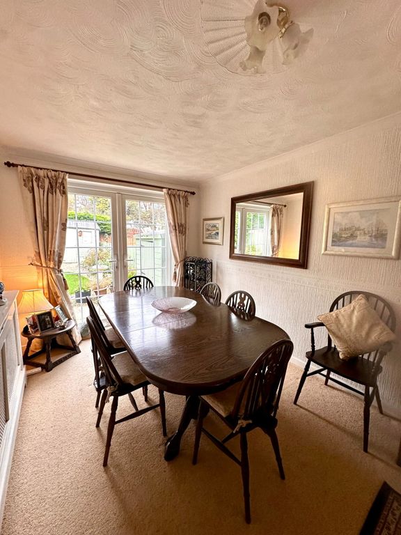 Property photo 2 of 30