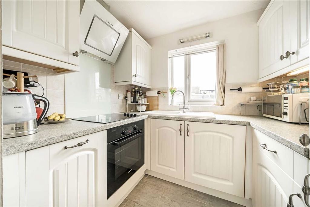 Property photo 3 of 5