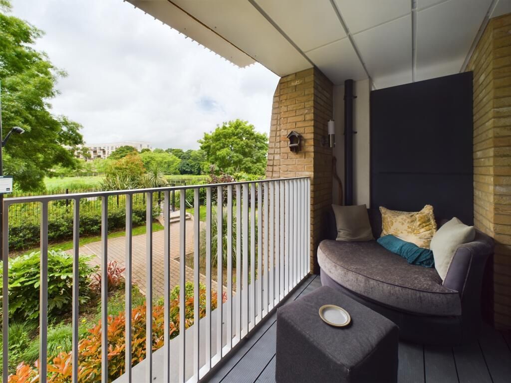 Property photo 1 of 13 4