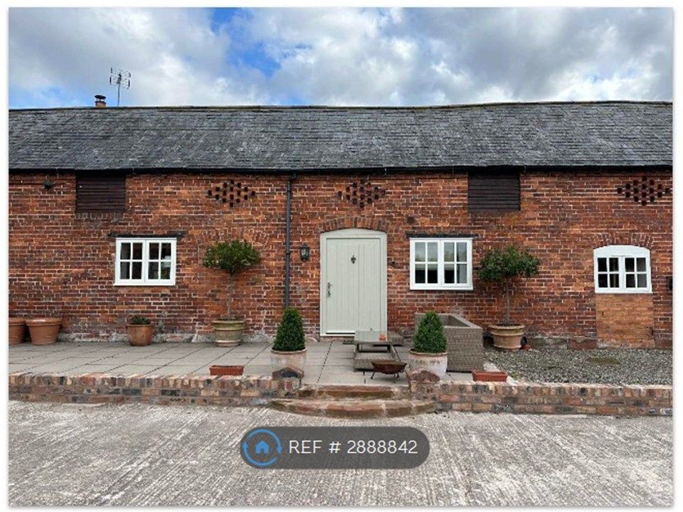 Property photo 1 of 3