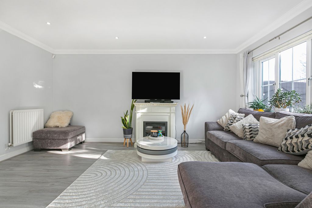 Property photo 2 of 12 Reception Room