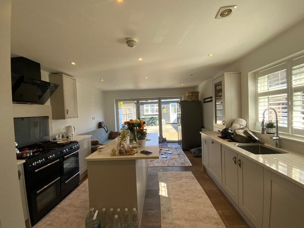 Property photo 2 of 14 Photo 2