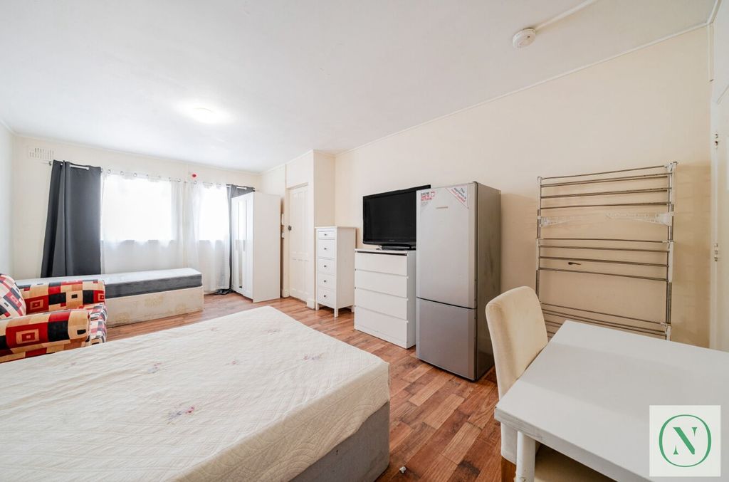 Property photo 2 of 4