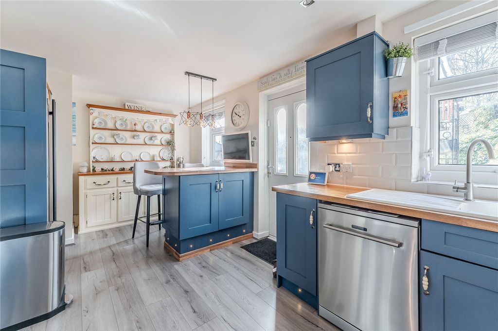 Property photo 2 of 16 Picture No. 09