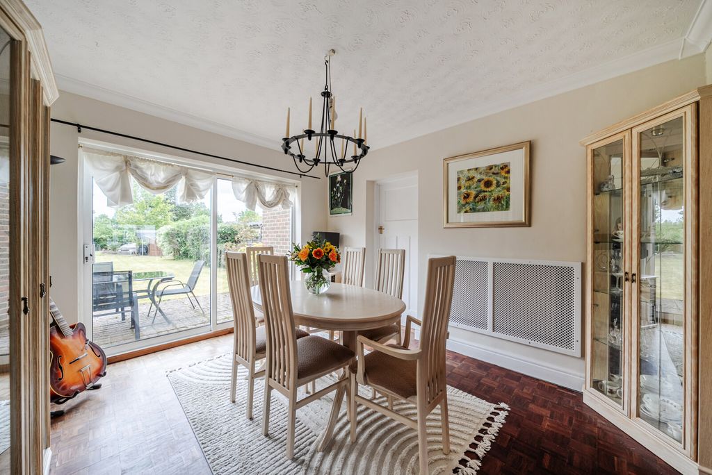 Property photo 2 of 16 1459833-18-6A0B43...