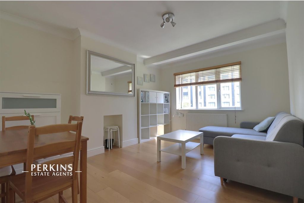 Property photo 1 of 7 Rec.Jpg