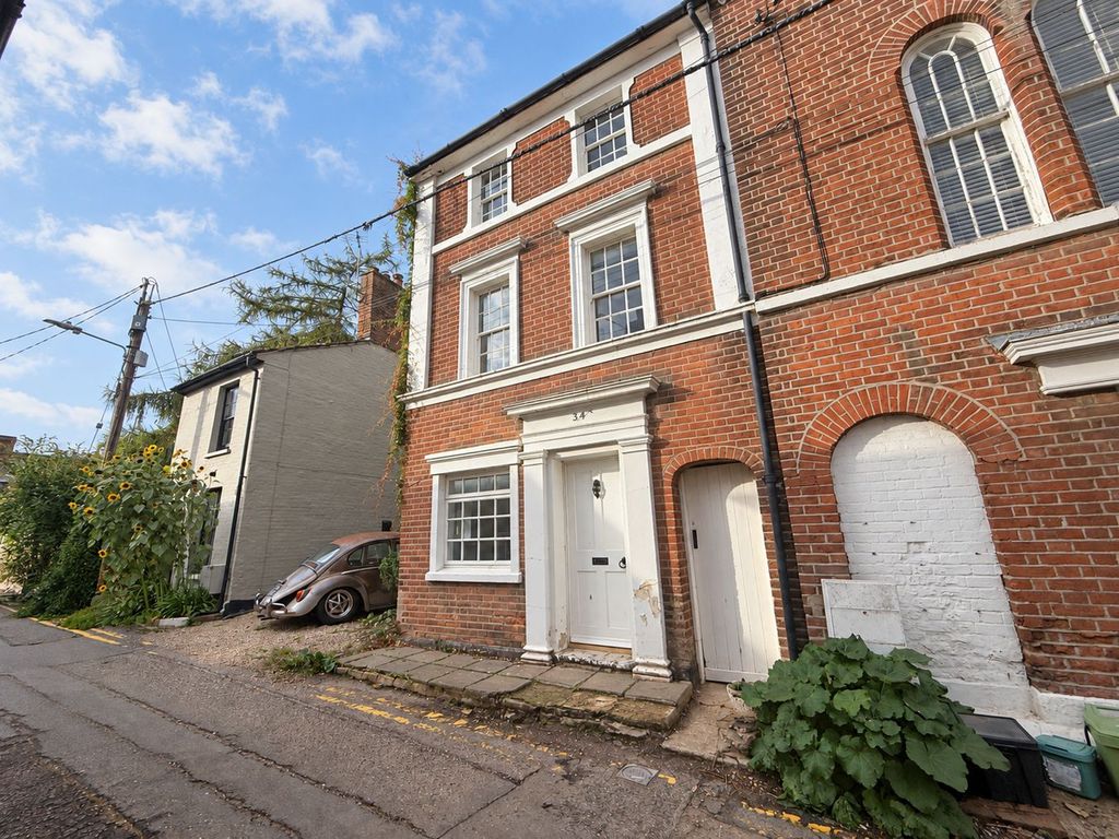 Property photo 1 of 18