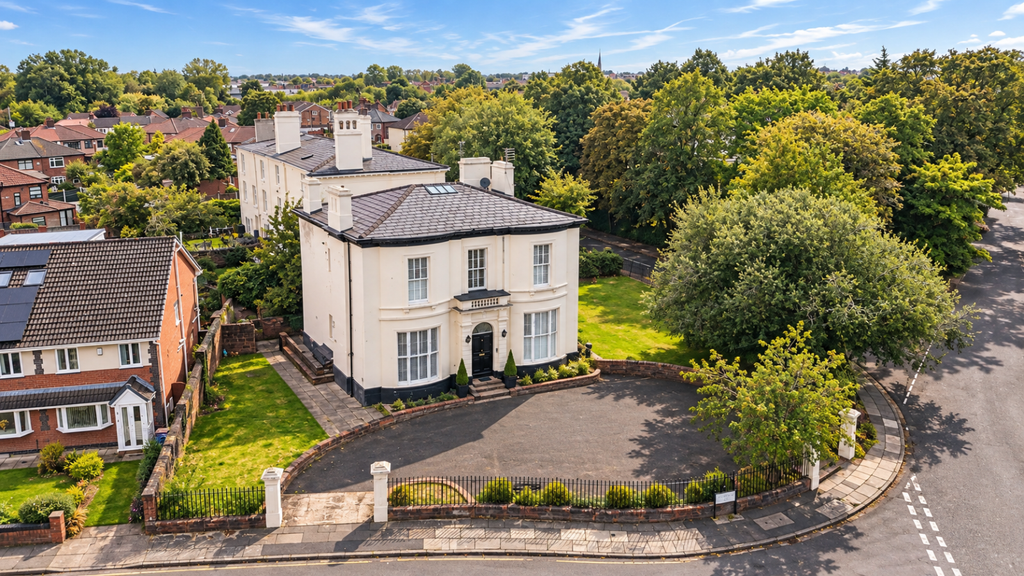 Property photo 1 of 10 Sandown Road - Wavertree