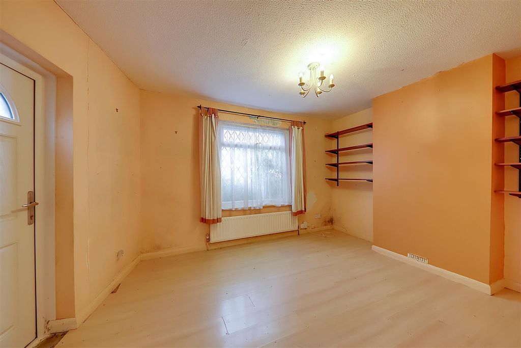 Property photo 2 of 7 Img_1884-Img_1886.Jpg