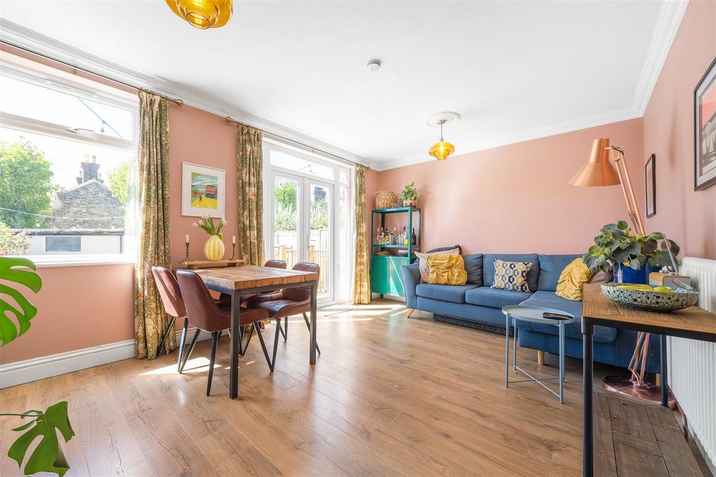 Property photo 2 of 12 Queen Adelaide Road-9.Jpg