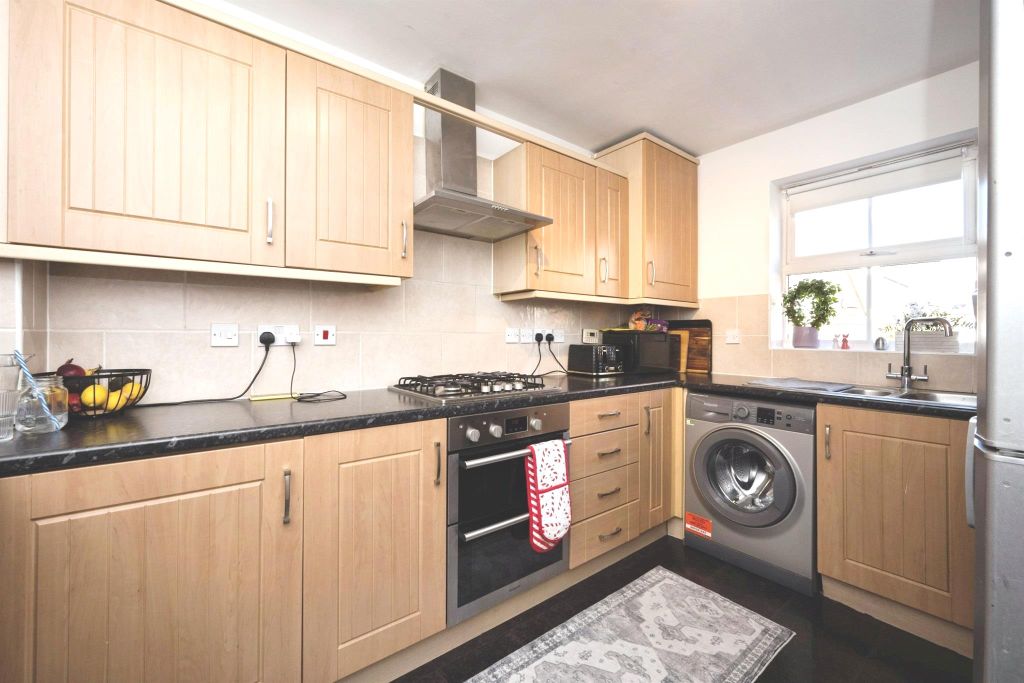 Property photo 2 of 14