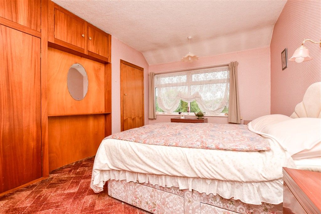 Property photo 3 of 18 Bedroom 2