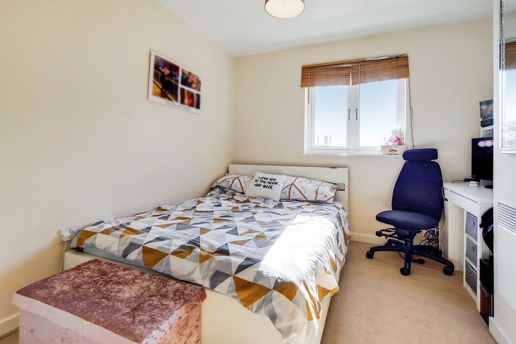 Property photo 1 of 1